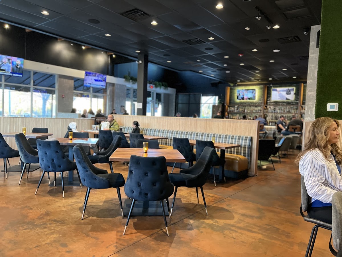 The Club House Bites And Booze